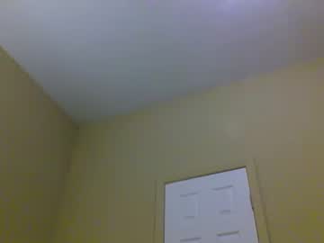 couple
        bloopgoop cam image #2057421