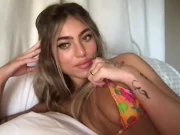 girl Sex Cam Girls Roleplay For Viewers On Chaturbate with skyelia