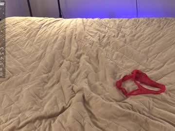 girl
        blondehottiekerry cam image #1497441