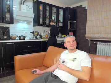 couple
        dirtypub cam image #866507
