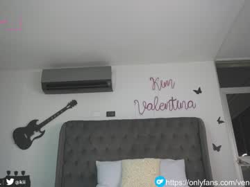 girl
        venezolanacute cam image #1752341