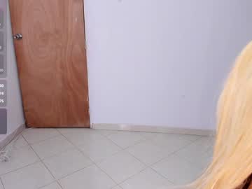 girl
        sabrina_geek cam image #6549738