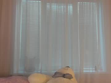 girl
        angelina_new cam image #495056