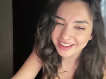 girl
        indikaflower cam image #4128243