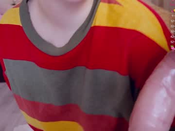 girl
        chery_lady22 cam image #1162870