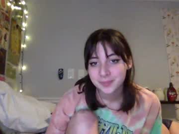 girl
        wallabyxxx cam image #424149