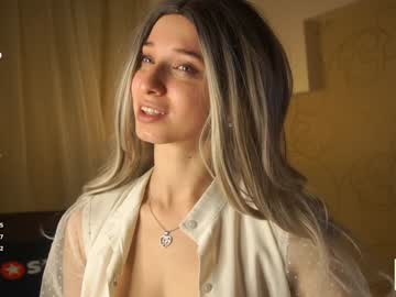 girl
        checkmypeach cam image #5724002