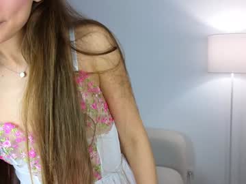 girl
        ambertan1 cam image #6017283