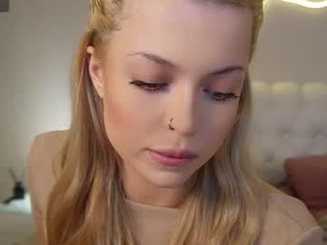 girl Sex Cam Girls Roleplay For Viewers On Chaturbate with kellypeachpie