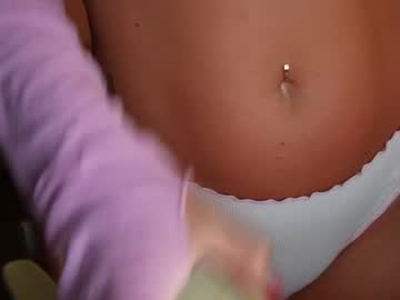 girl
        alex499990 cam image #6793094