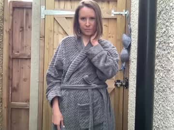 girl
        eatmypie69 cam image #5107948