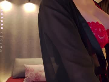 girl
        karrin cam image #3787287