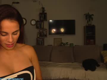 couple
        ourwhitesecret cam image #6261985