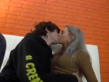 couple
        bigt42069420 cam image #3775899