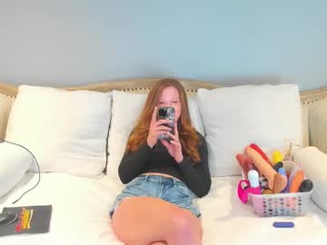 girl
        eatmygingersnapps cam image #4865497