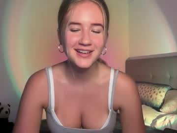girl
        itsssosierra cam image #6598859