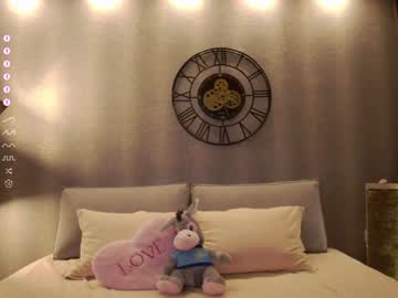girl
        karrin cam image #2771466