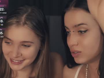 couple
        vivid_girls cam image #5172430