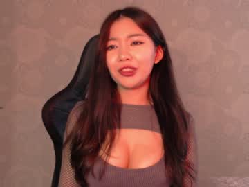 girl
        aimeclarks cam image #2276436