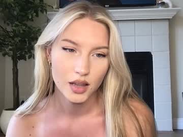 girl
        thezabrina cam image #2094348