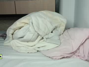 girl
        latinella cam image #3957666