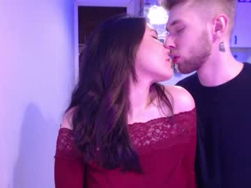 couple
        burgun_de_flander cam image #211699