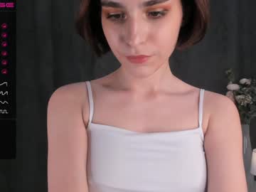 girl
        asecondsoul cam image #4551298
