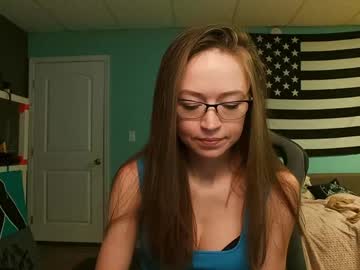 girl
        anabelleleigh cam image #6323212