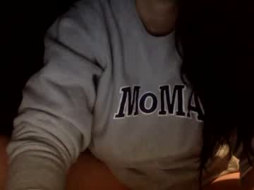 couple
        cubansnowbunny cam image #1444493