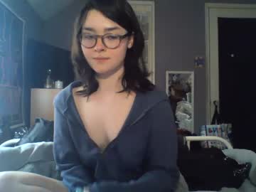 girl
        soursou cam image #3781007
