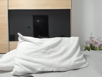 girl
        angell6969 cam image #2751915