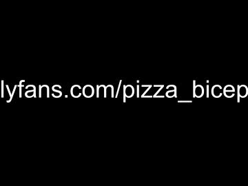 couple
        pizza_biceps cam image #1077073