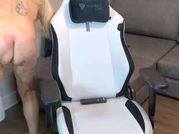 couple
        fitcougarcb cam image #3086746