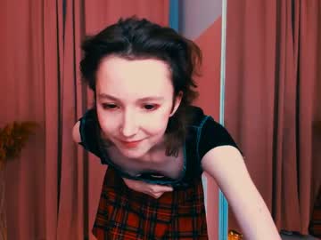 girl
        hailiemills cam image #206290