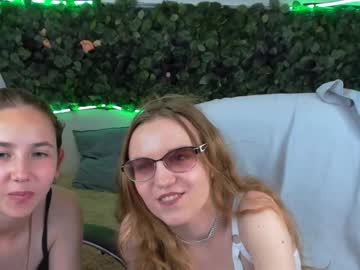 couple
        cleopetra13 cam image #4512192