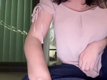 girl
        gia_is_horny cam image #3871357