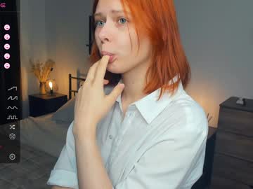 girl
        kiss_at_dawn cam image #4988210