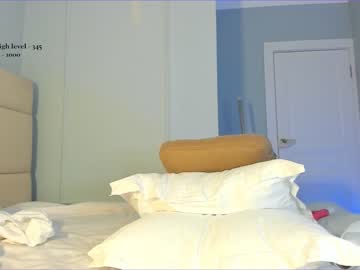 girl
        emma_clarc cam image #2239195