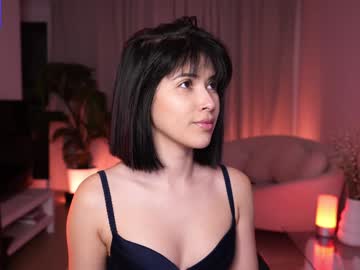 girl
        anniehillofficial_ cam image #5989518