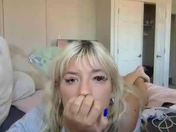 girl
        applebottomannie cam image #4335451