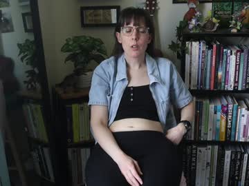 girl
        ellynaomi cam image #6689872