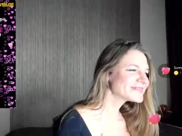 girl
        milf_tea cam image #950245