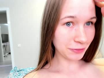 girl
        yana_squrel_22 cam image #1761966