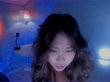 girl
        juliabeng1 cam image #1941583