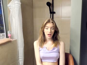 girl
        stephanie1313 cam image #1113508