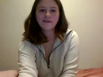 girl
        nakedmomma cam image #4215221