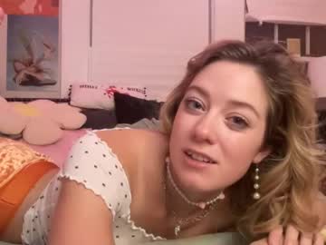 girl
        riverthecollegegirl cam image #61321