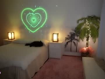 girl
        amyvalentine cam image #3619576