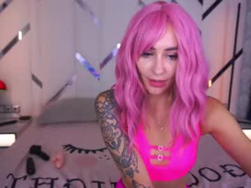 girl
        top_grace cam image #4453661