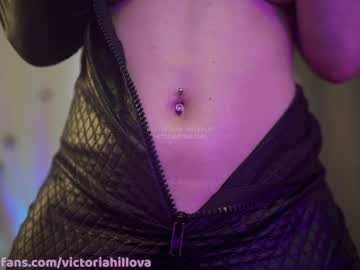 girl
        victoriahillova cam image #5378065